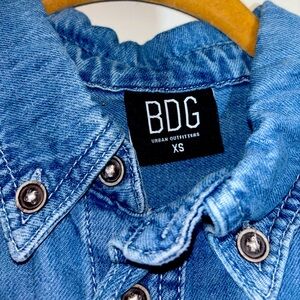 Urban Outfitters Adult Small Denim Dress Shirt Long Sleeve